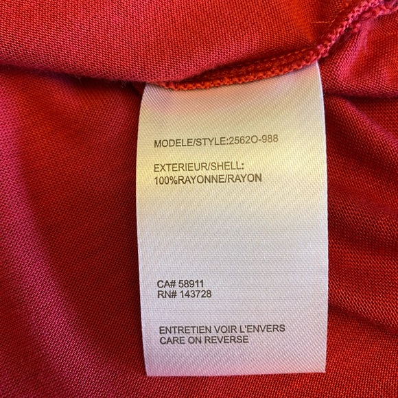 Red Tribal long sleeve top - Picture 7 of 9